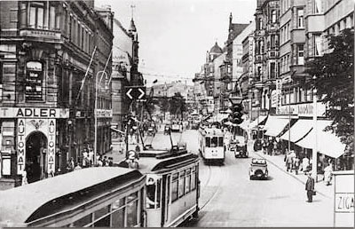 Königstraße Ecke Brückenstraße stadtwärts gesehen 30er Jahre
