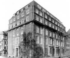 Dresdner Bank (H. Straumer, 1924)
